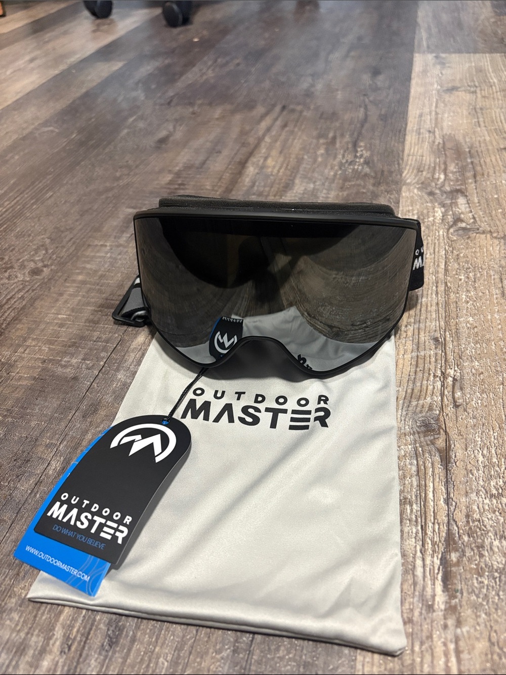 Black Ski Goggles NWT